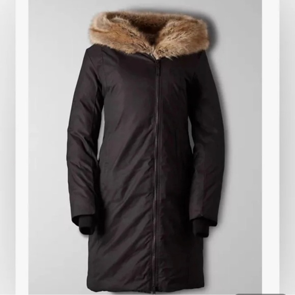 Aritzia St Mortiz Parka - Picture 1 of 4